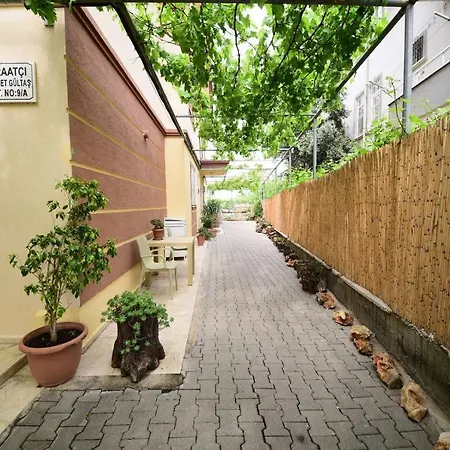 ホテル Tanaydin Evleri *