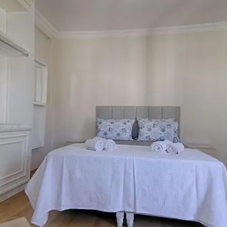 Tanaydin Evleri Guest house *